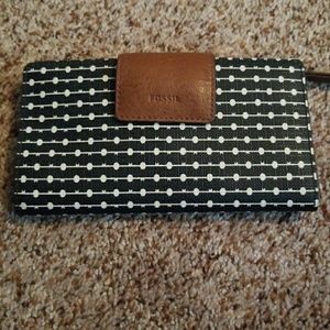 Fossil Wallet